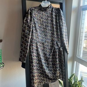 Printed shift dress